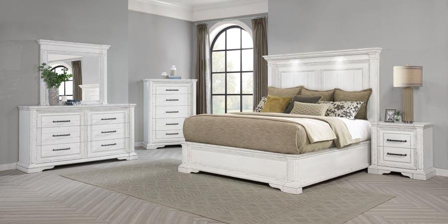 MCKINNEY 5-PIECE QUEEN BEDROOM SET VINTAGE WHITE
