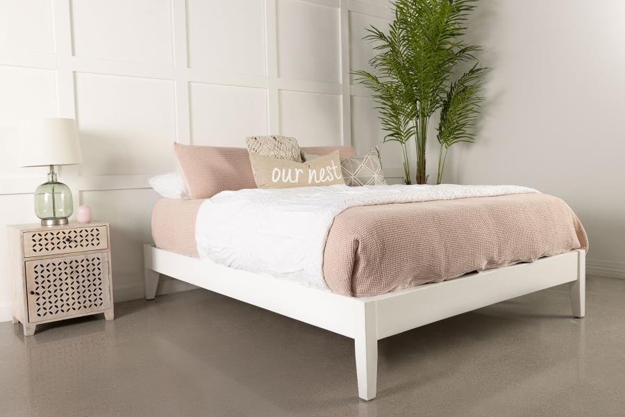 306128KE_09x900.jpg HOUNSLOW EASTERN KING UNIVERSAL PLATFORM BED WHITE - Image 9