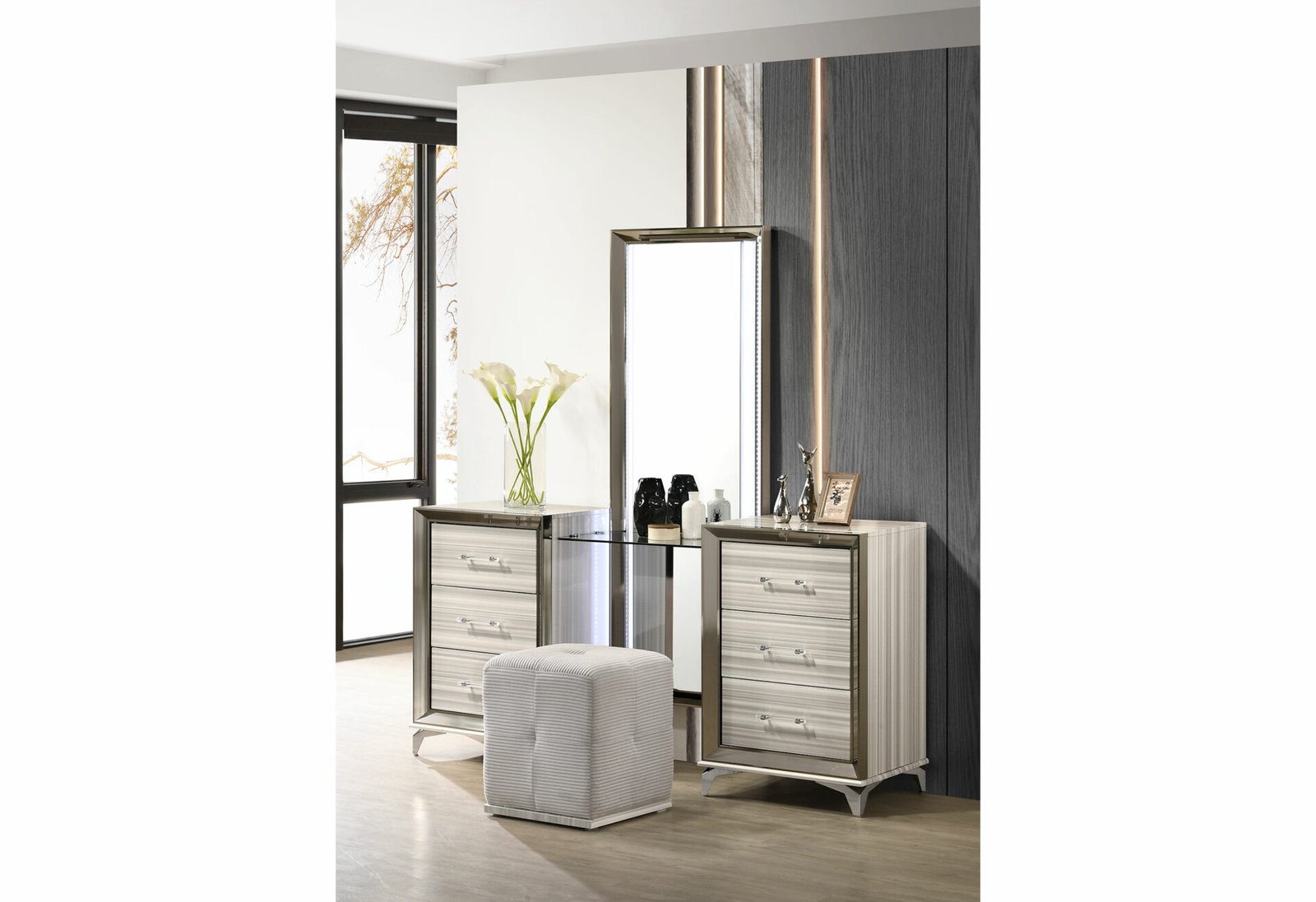 ZAMBRANO WHITE VANITY SET