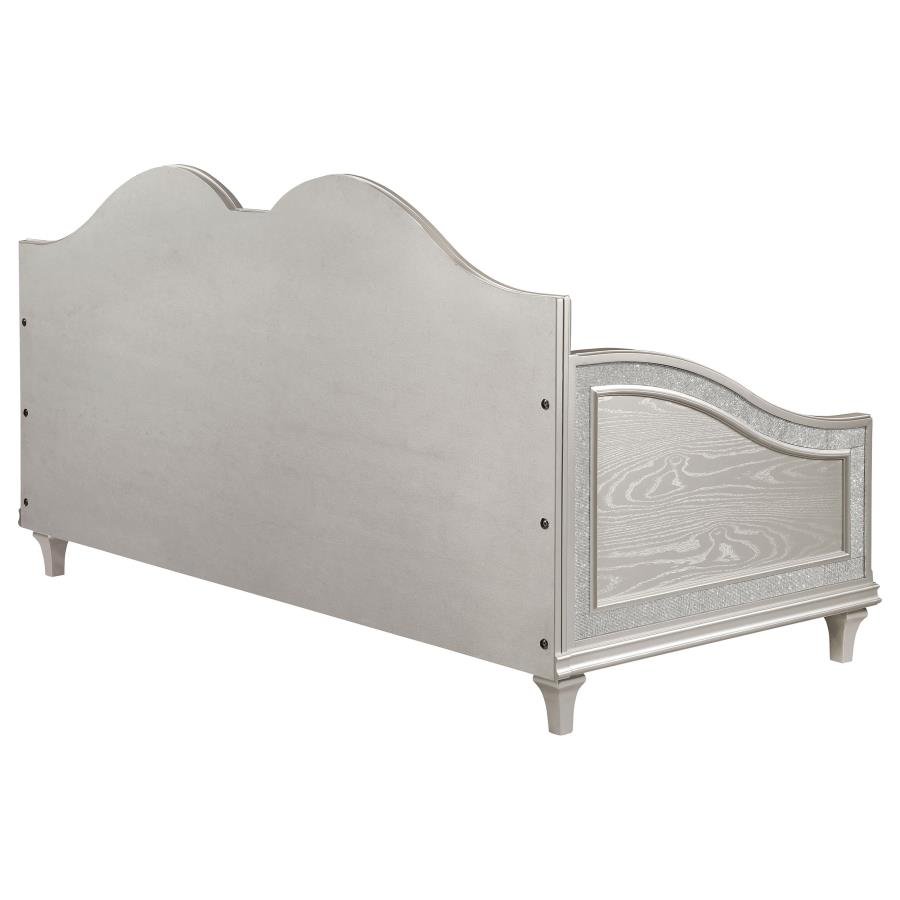 evangeline upholstered twin daybed silver oak evangeline upholstered twin daybed silver oak